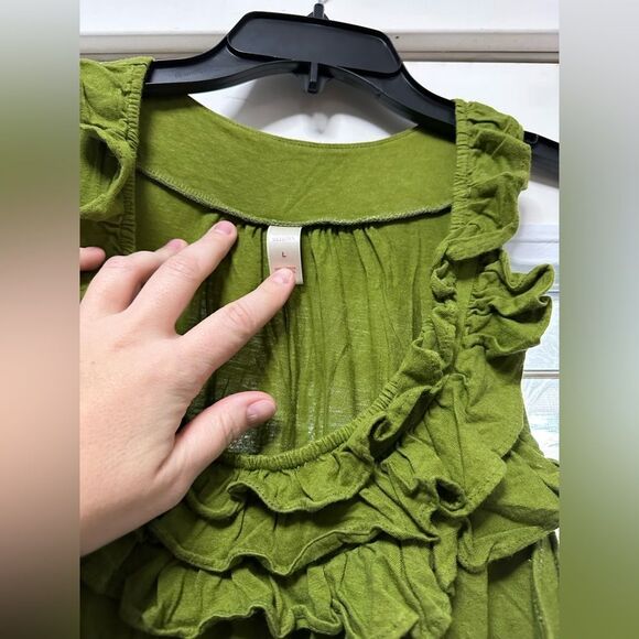 Merona Ruffle Tank. Olive Green. Flowy (227) - Picture 2 of 4